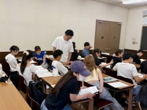 国際経営学科 TOEICスコアアップ夏季集中コースを開講しました（高校生も参加）