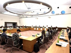 2025年度「会計専門職合格者座談会」を開催しました