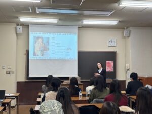 国際経営学科 K-Beauty企業の公開講演を行いました